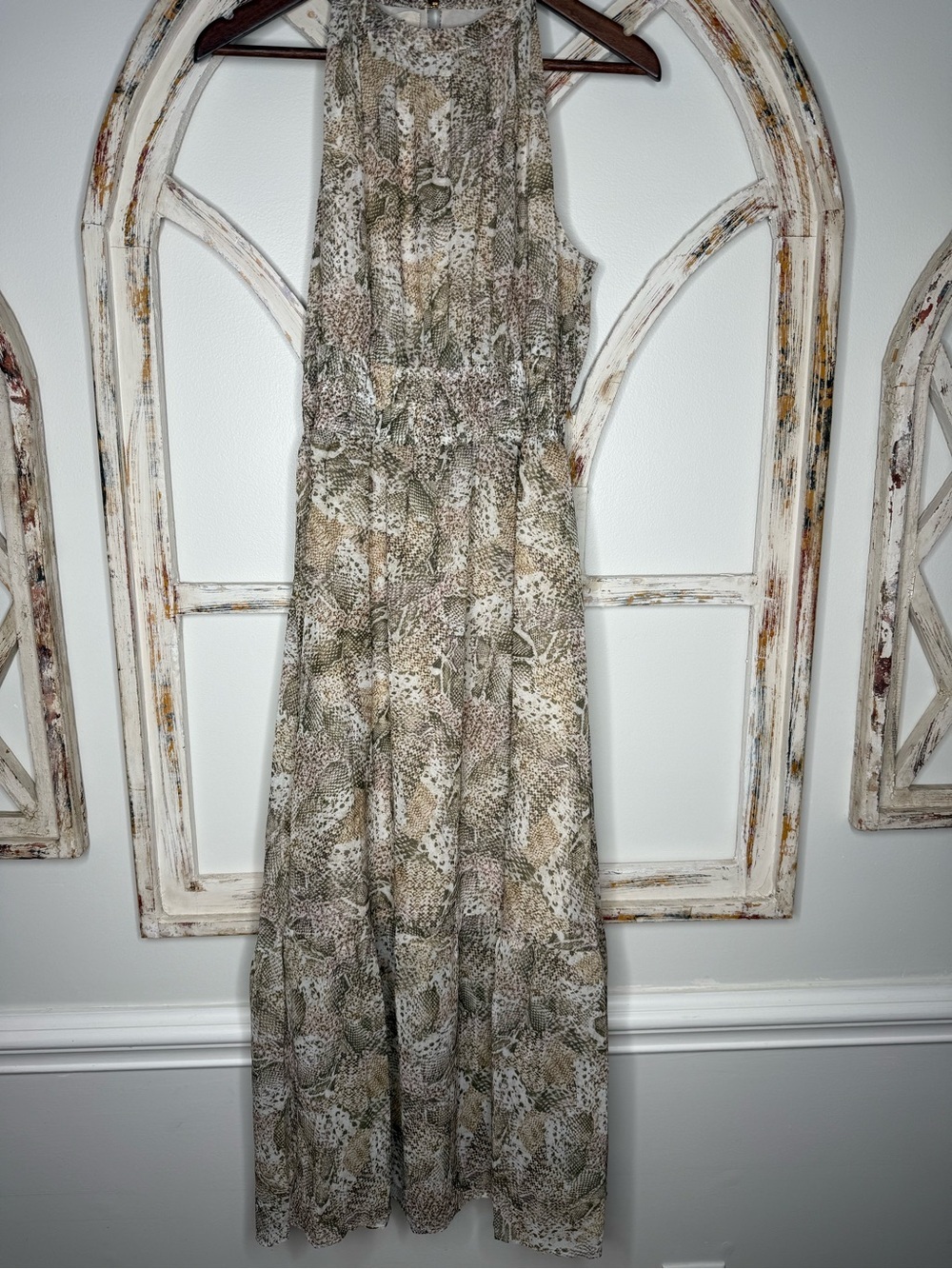 NWT Elan Sleeveless Snakeskin Print Maxi Dress in Beige and Brown- Sz Small